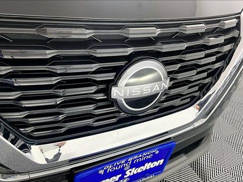 Used 2023 Nissan Rogue SV AWD/4WD image 32