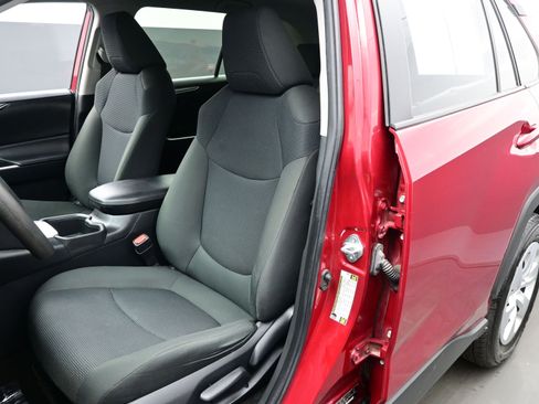 Used 2024 Toyota RAV4 LE image 11