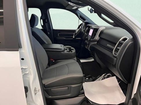 Used 2024 RAM 2500 Big Horn w/ Bed Utility Group image 10