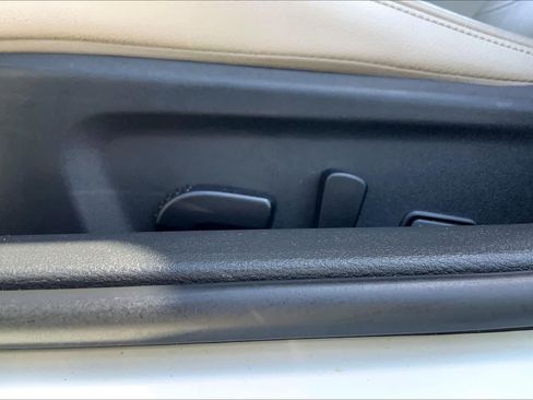 Used 2019 Nissan Altima 2.5 SL FWD image 34