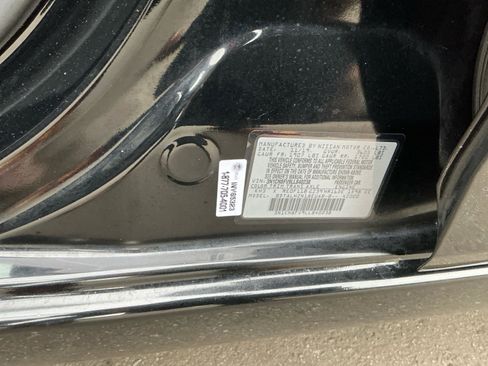 Used 2020 Nissan Versa SR w/ Convenience Package image 26