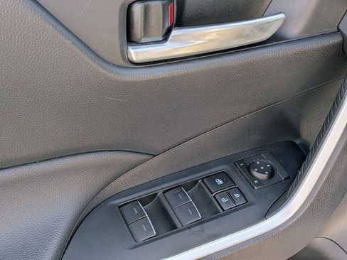 Used 2025 Toyota RAV4 XLE AWD/4WD image 13