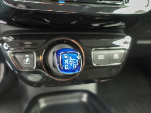 Certified 2017 Toyota Prius Two image 22