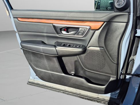 Used 2022 Honda CR-V Touring image 25