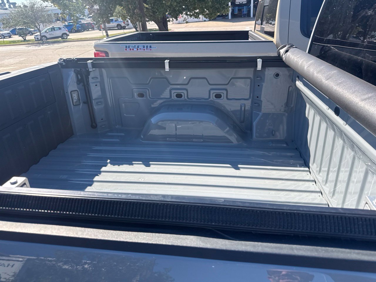Used 2024 GMC Sierra 1500 Elevation AWD/4WD image 4