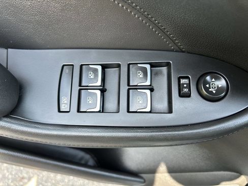 Used 2019 Cadillac CTS Luxury image 12