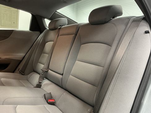 Used 2023 Chevrolet Malibu LT FWD image 22