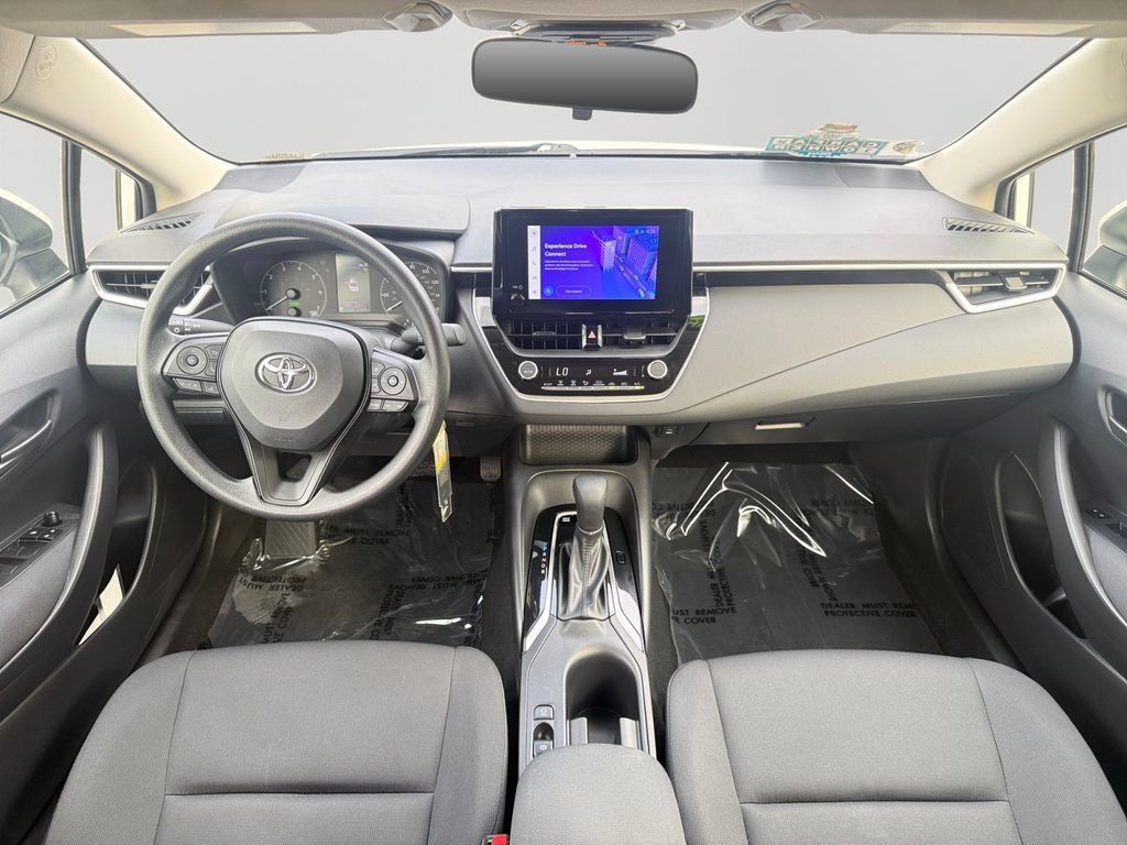 Used 2025 Toyota Corolla LE FWD image 15