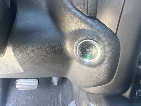 Used 2020 GMC Sierra 1500 AT4 w/ AT4 Premium Package image 27