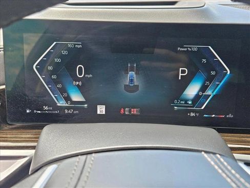 Used 2024 BMW X7 xDrive40i image 11
