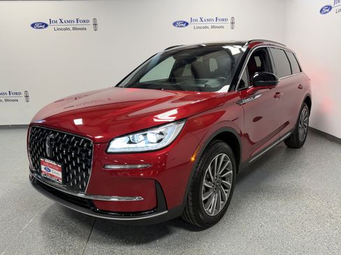 Used 2025 Lincoln Corsair Reserve w/ Equipment Group 202A image 3