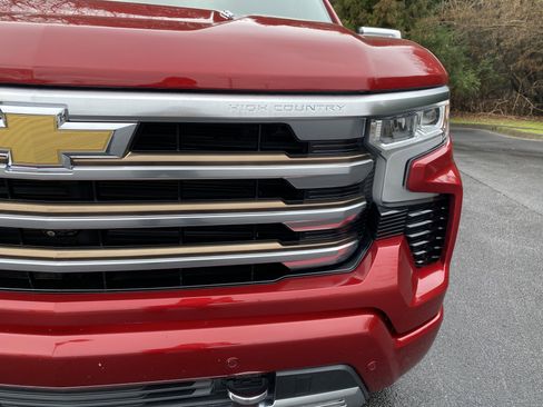 Used 2022 Chevrolet Silverado 1500 High Country w/ High Country Premium Package image 14
