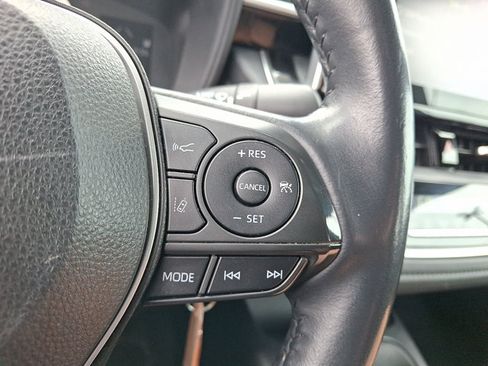 Used 2021 Toyota Corolla SE FWD image 22