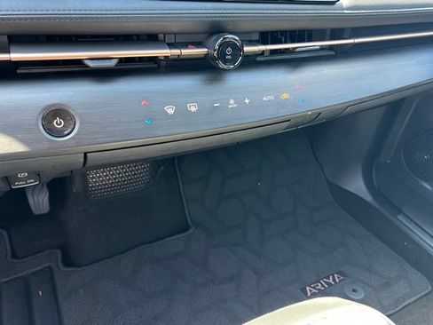 Used 2023 Nissan Ariya AWD image 20