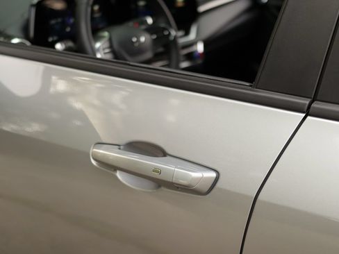 Used 2026 Chevrolet Equinox LT w/ Convenience Package II FWD image 37