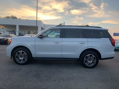 Used 2025 Ford Expedition Active image 6