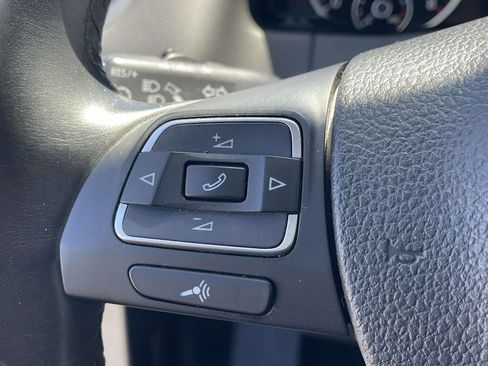 Used 2017 Volkswagen Tiguan Wolfsburg Edition FWD image 22