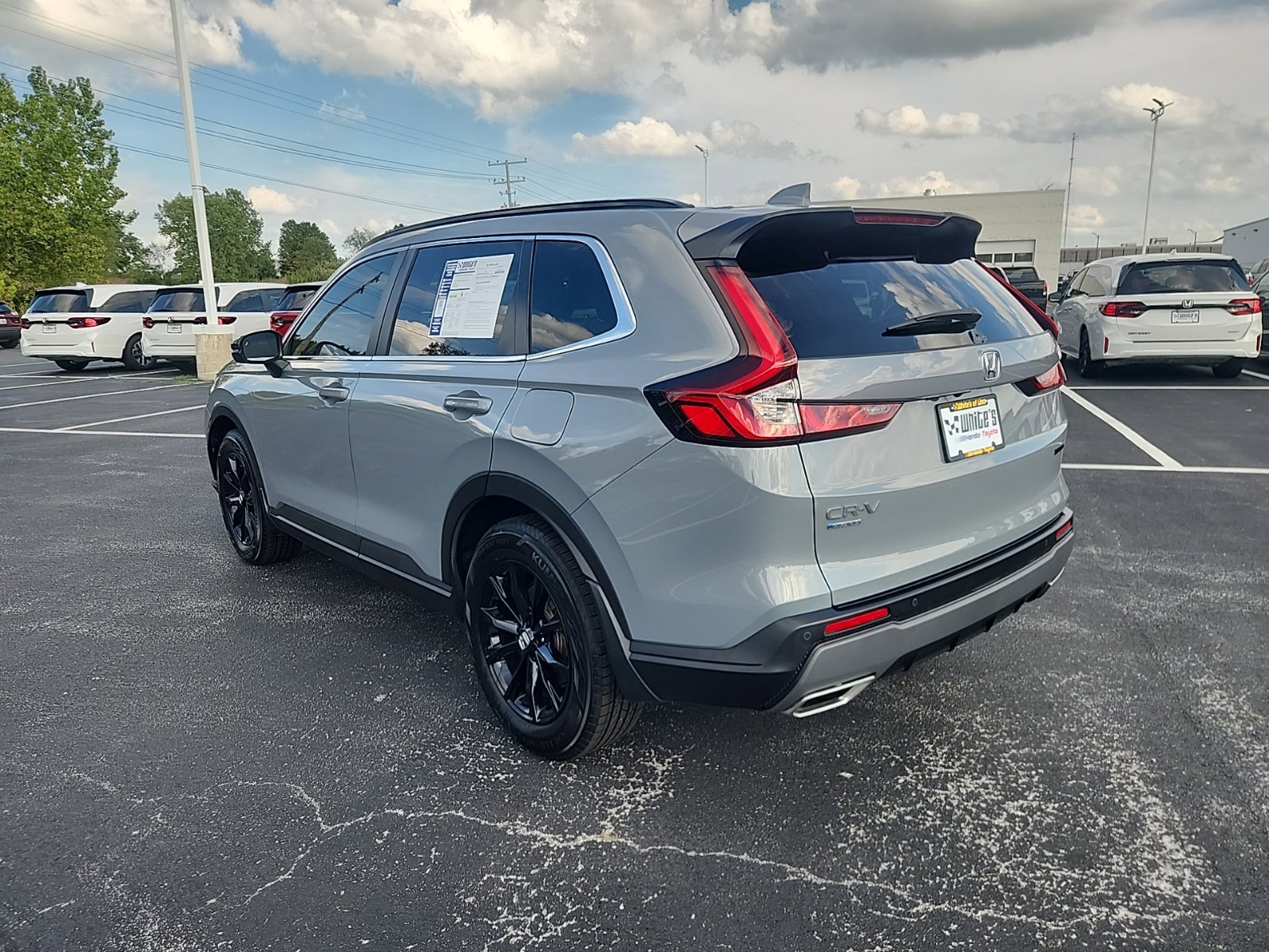 Used 2025 Honda CR-V Sport-L image 4