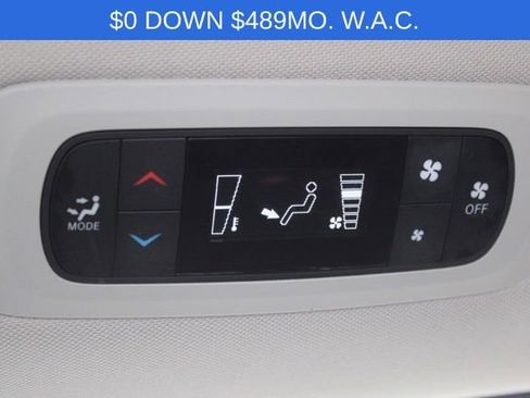 Used 2024 Chrysler Voyager LX image 29