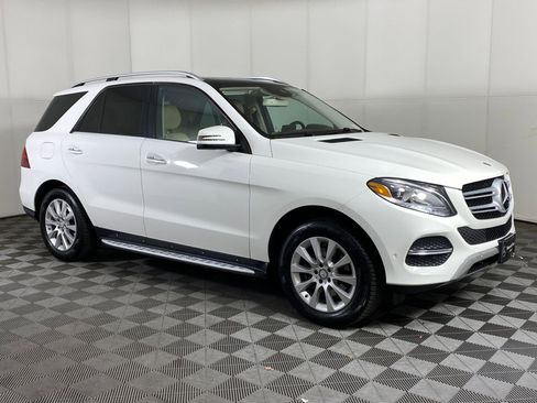 Used 2016 Mercedes-Benz GLE 300d 4MATIC image 6