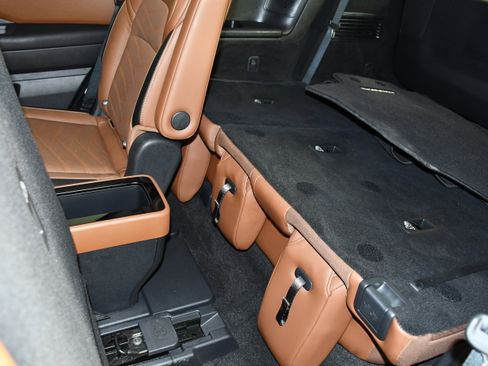 Used 2023 Nissan Pathfinder Platinum AWD/4WD image 52