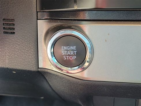 Used 2023 Toyota Tacoma SR5 image 29