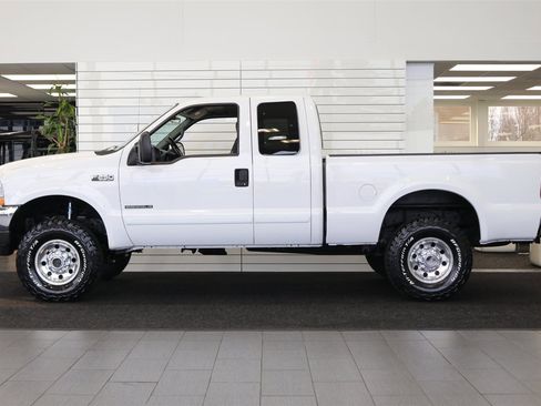 Used 2002 Ford F250 XLT image 4