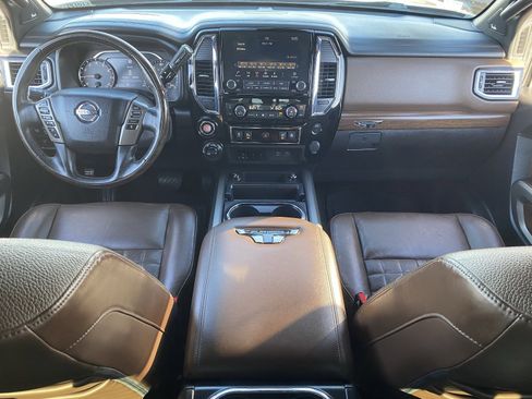 Used 2020 Nissan Titan Platinum Reserve w/ Moonroof Package image 15