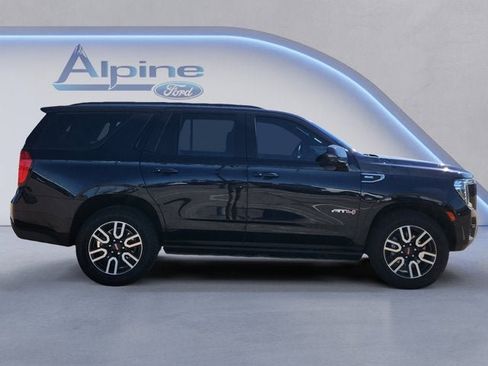 Used 2023 GMC Yukon AT4 w/ AT4 Premium Package AWD/4WD image 6