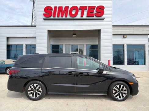 Used 2025 Honda Odyssey EX-L image 1