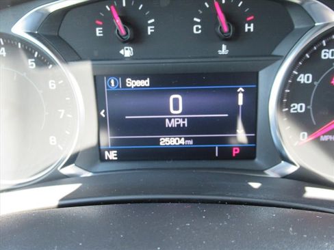 Used 2023 GMC Terrain SLE w/ Driver Convenience Package FWD image 27