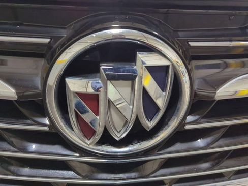 Used 2023 Buick Envision Essence image 26