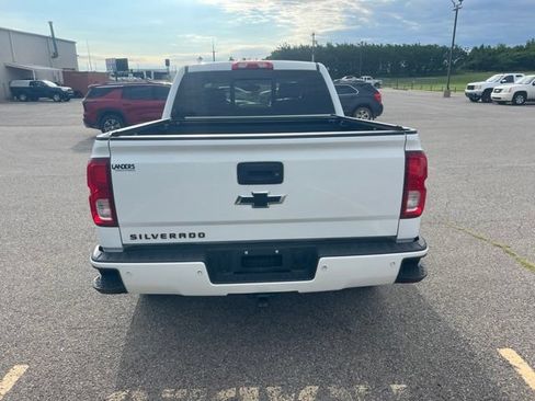 Used 2018 Chevrolet Silverado 1500 LTZ Z71 w/ Redline Edition AWD/4WD image 6