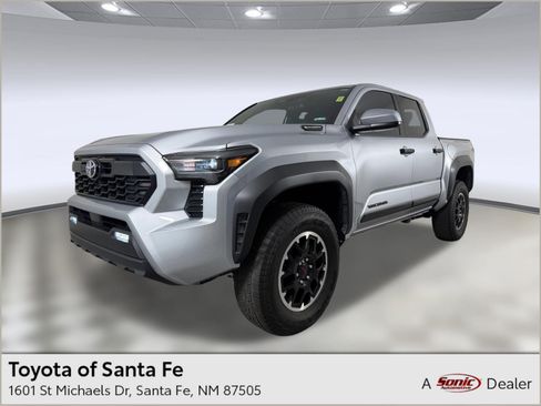 Used 2025 Toyota Tacoma TRD Off-Road AWD/4WD image 1