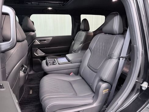 Certified 2025 INFINITI QX80 Autograph w/ Autograph Exterior Package AWD/4WD image 37