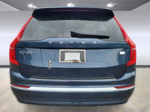 New 2024 Volvo XC90 T8 Ultimate w/ Protection Package Premier image 8