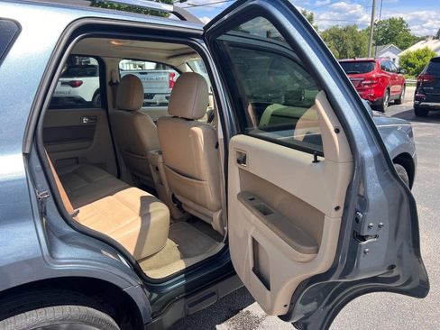 Used 2010 Ford Escape Limited AWD/4WD image 24