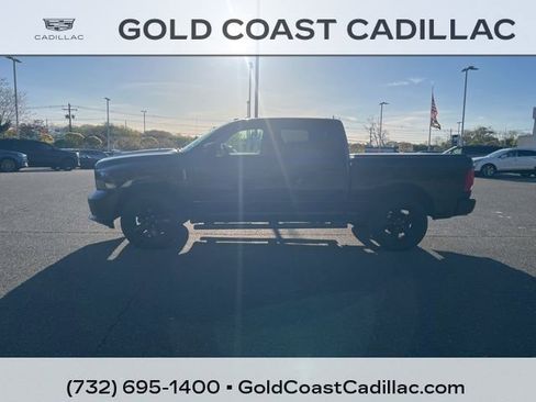 Used 2016 RAM 1500 Express w/ Black Ram 1500 Express Group AWD/4WD image 2