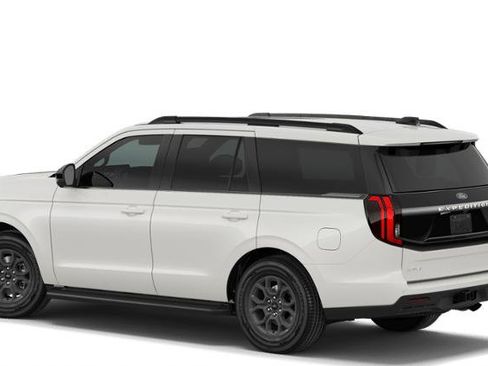 New 2026 Ford Expedition Active RWD image 22