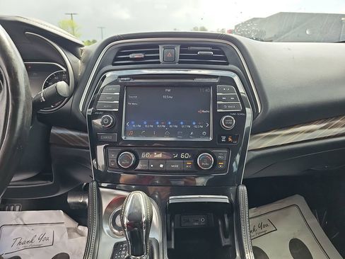 Used 2017 Nissan Maxima Platinum FWD image 25