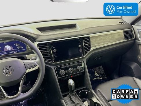 Certified 2022 Volkswagen Atlas Cross Sport SE AWD/4WD image 21