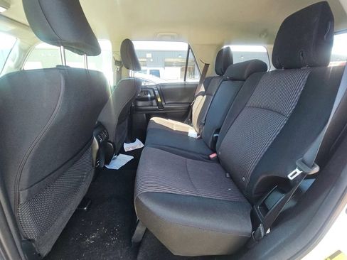 Used 2014 Toyota 4Runner Trail AWD/4WD image 7