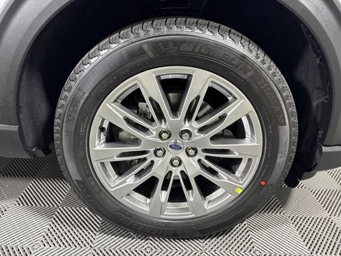 New 2026 Ford Explorer Active w/ Active Comfort Package AWD/4WD image 11