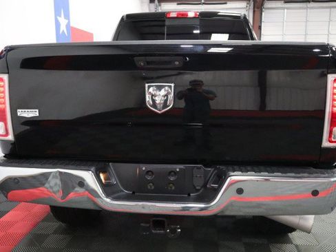 Used 2015 RAM 2500 Laramie w/ Convenience Group AWD/4WD image 25