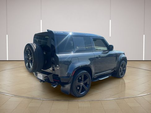 Used 2023 Land Rover Defender 90 V8 AWD/4WD image 7