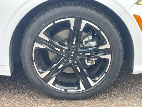 Used 2024 Kia K5 GT-Line w/ GT-Line Premium Package image 9