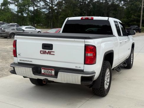 Used 2015 GMC Sierra 1500 SLE w/ SLE Value Package AWD/4WD image 8