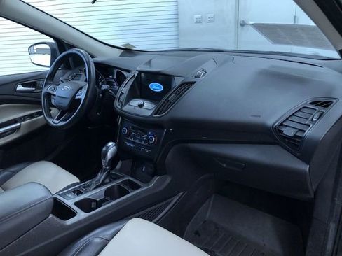 Used 2019 Ford Escape SEL w/ SEL Sport Appearance Package image 24