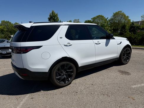 Used 2022 Land Rover Discovery S R-Dynamic AWD/4WD image 5