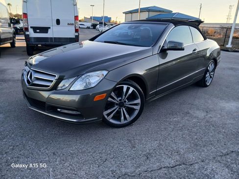 Used 2012 Mercedes-Benz E 350 Cabriolet w/ Premium 1 Pkg image 2